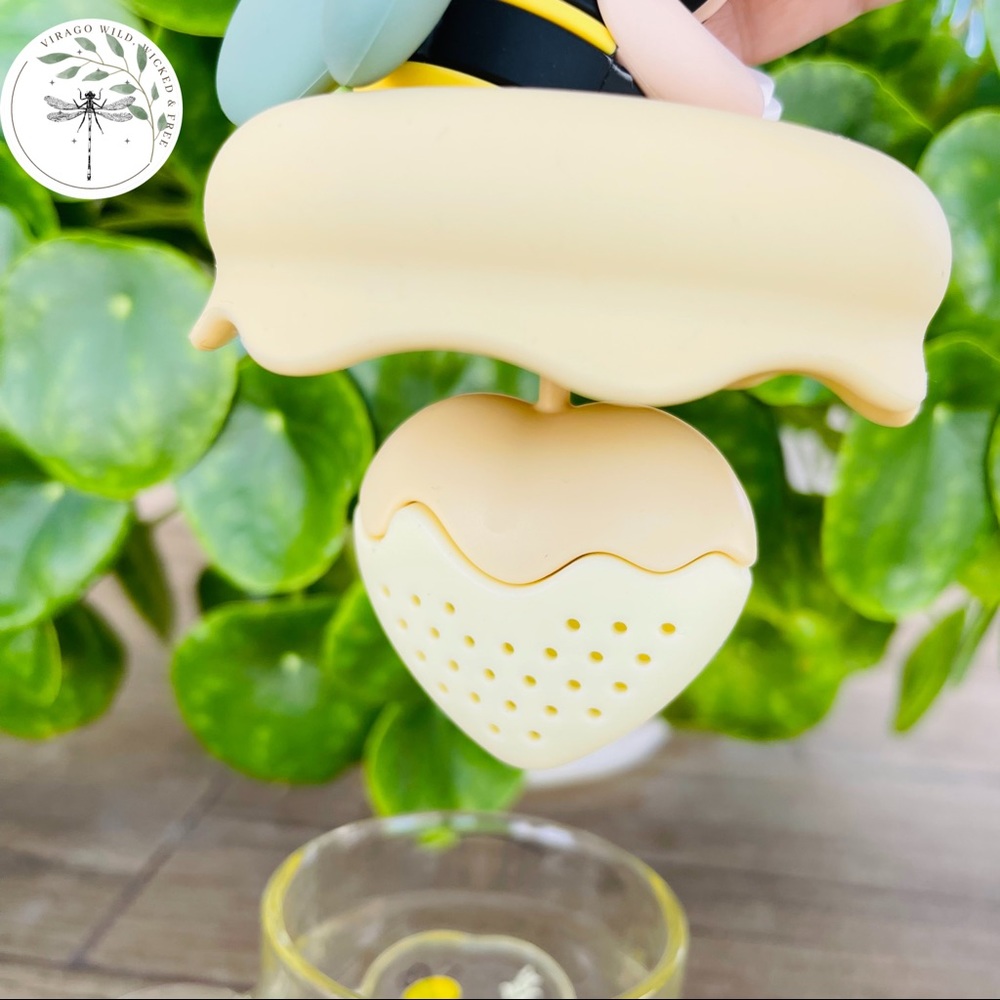 ❌SOLD❌Starbucks Honey Bear Tea Infuser Cup - Picture 4 of 8
